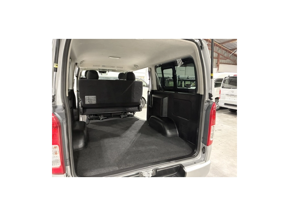 2021 Toyota Hiace 4X4 **SUPER GL** 5 SEATER!!