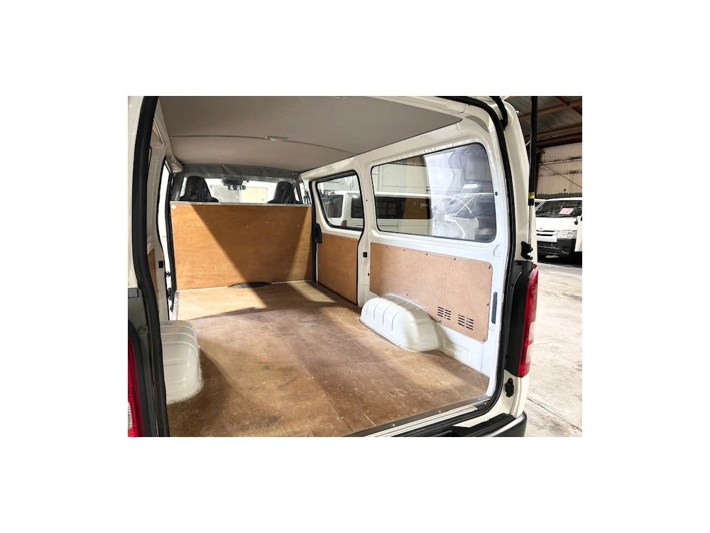 2019 Toyota Hiace LWB ++ $4000 REDUCED ++ **TIMBER FLOOR**