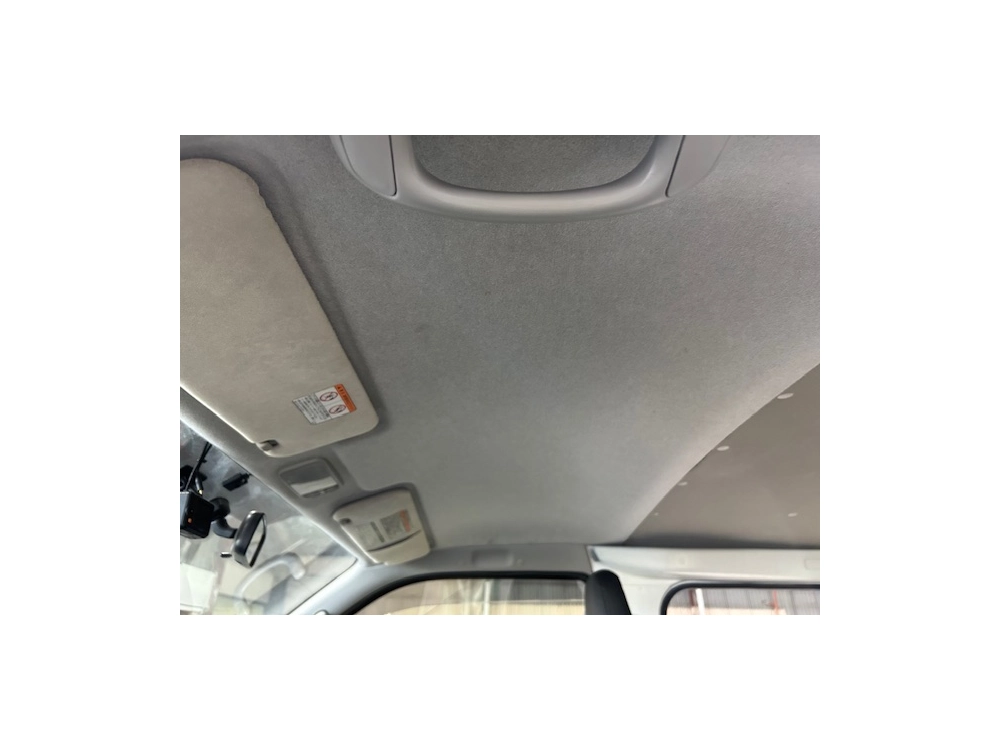 2016 Toyota Hiace 3L Diesel 4WD * NEW YEAR SALE * 