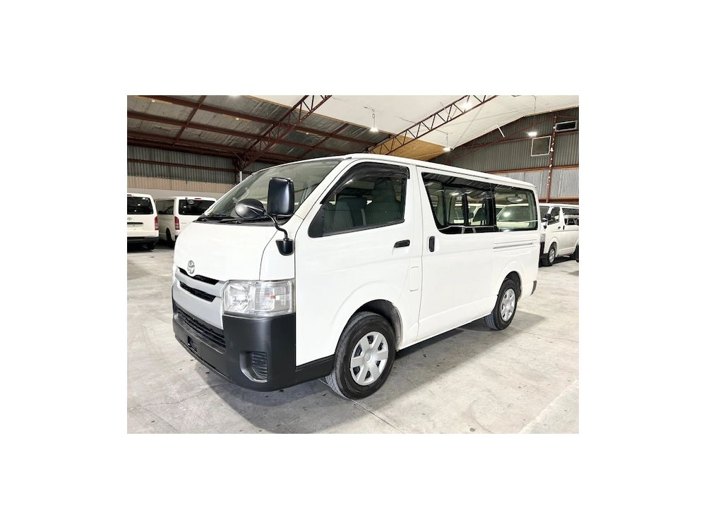 2016 Toyota Hiace 3L Diesel 4WD * NEW YEAR SALE * 