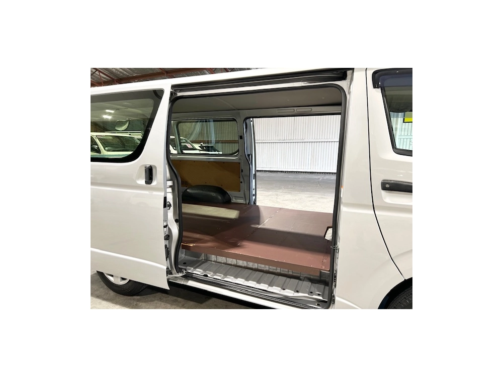 2019 Toyota Hiace --TIMBER FLOOR-- **$4000 REDUCED $$**