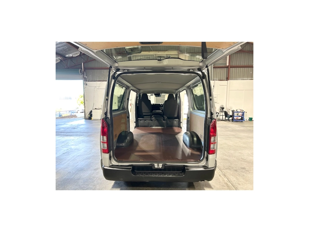 2019 Toyota Hiace --TIMBER FLOOR-- **$4000 REDUCED $$**