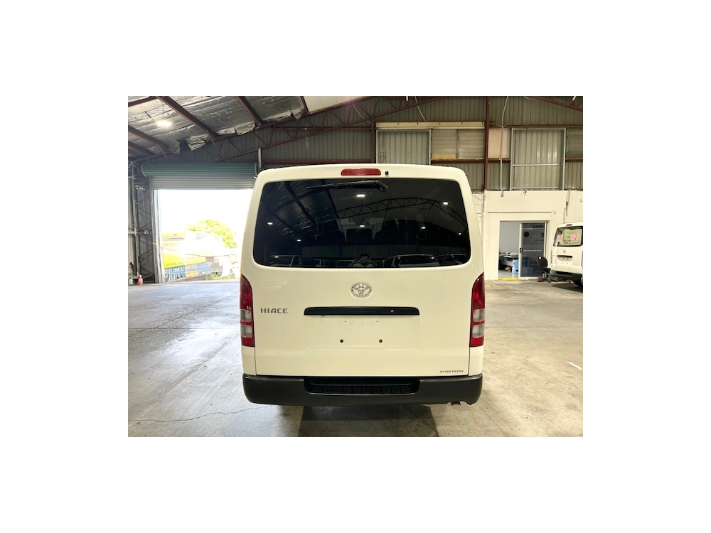 2018 Toyota Hiace +++ FULL TIME 4WD +++ FREE CAR PLAY