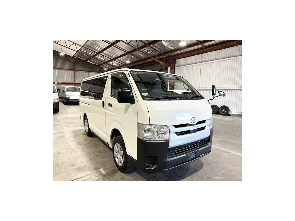 2018 Toyota Hiace +++ FULL TIME 4WD +++ FREE CAR PLAY