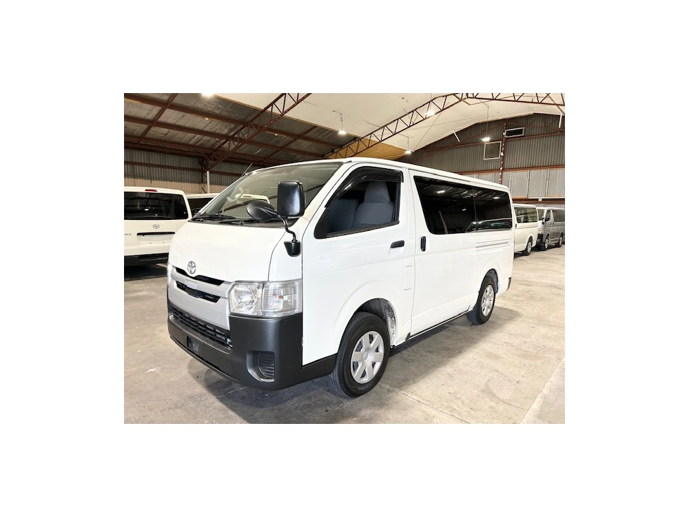 2018 Toyota Hiace +++ FULL TIME 4WD +++ FREE CAR PLAY