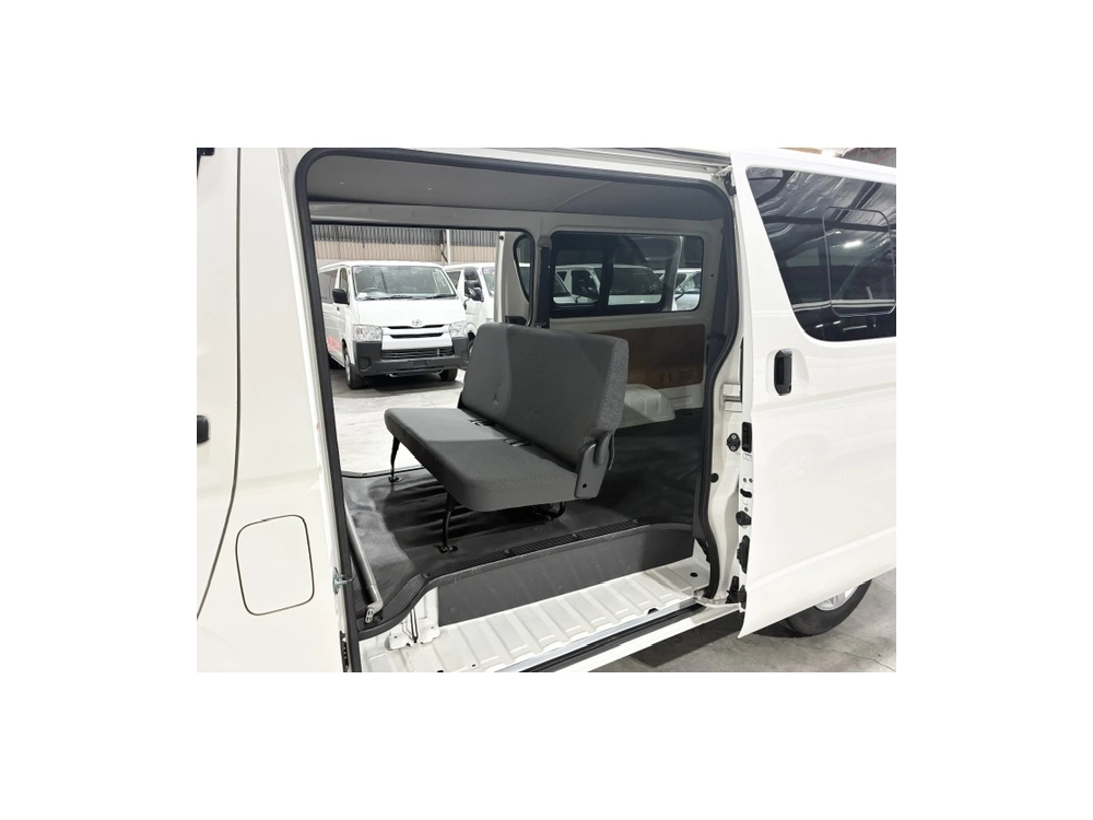 2021 Toyota Hiace =2WD= Luxury GL PACKAGE 