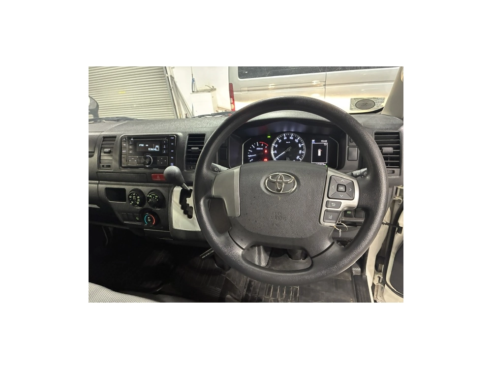 2021 Toyota Hiace =2WD= Luxury GL PACKAGE 