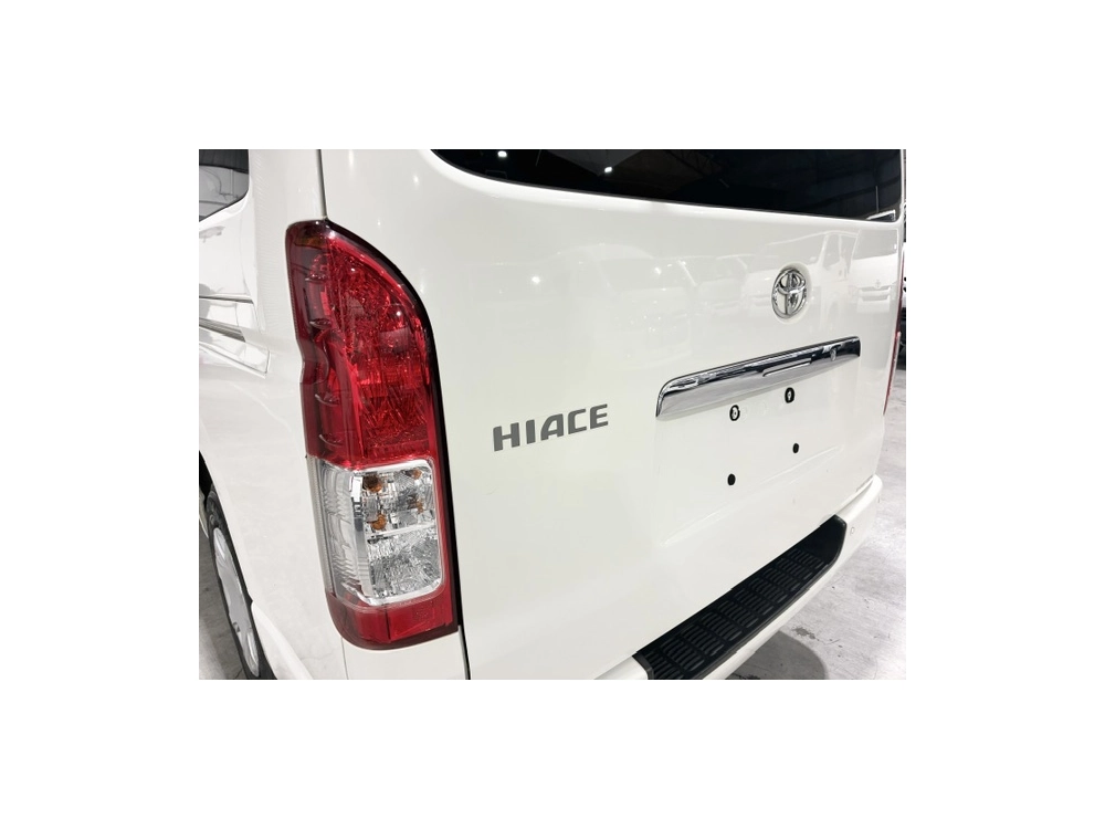 2021 Toyota Hiace =2WD= Luxury GL PACKAGE 