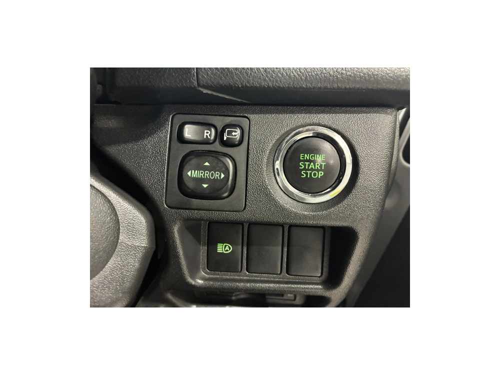 2021 Toyota Hiace FACELIFT MODEL - TOP SPEC *** SUPER GL *** 2WD FULL OPTIONS -
