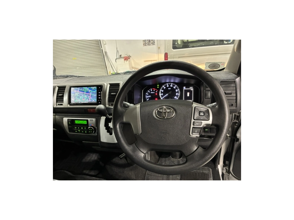 2021 Toyota Hiace FACELIFT MODEL - TOP SPEC *** SUPER GL *** 2WD FULL OPTIONS -