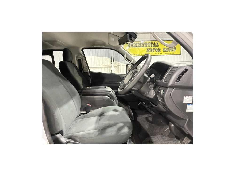 2021 Toyota Hiace FACELIFT MODEL - TOP SPEC *** SUPER GL *** 2WD FULL OPTIONS -