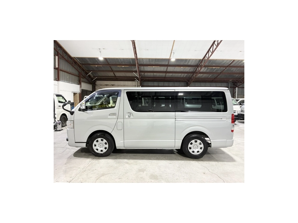 2021 Toyota Hiace FACELIFT MODEL - TOP SPEC *** SUPER GL *** 2WD FULL OPTIONS -