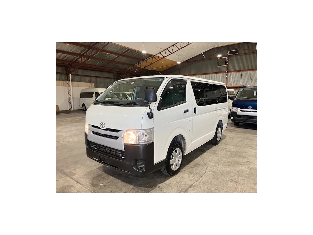 2018 Toyota Hiace 2.8L Diesel Turbo *** BIG SALE _ WAS $31,995 - NOW $ 28,500***