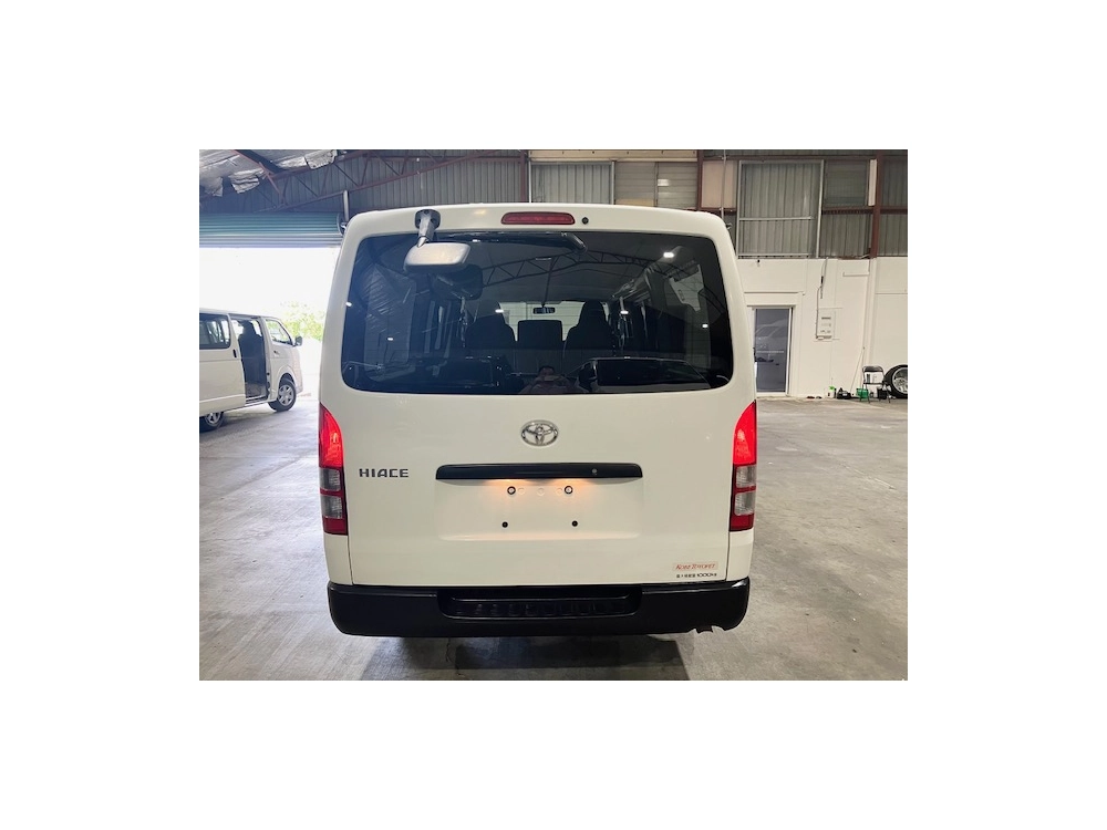 2018 Toyota Hiace 2.8L Diesel Turbo *** BIG SALE _ WAS $31,995 - NOW $ 28,500***