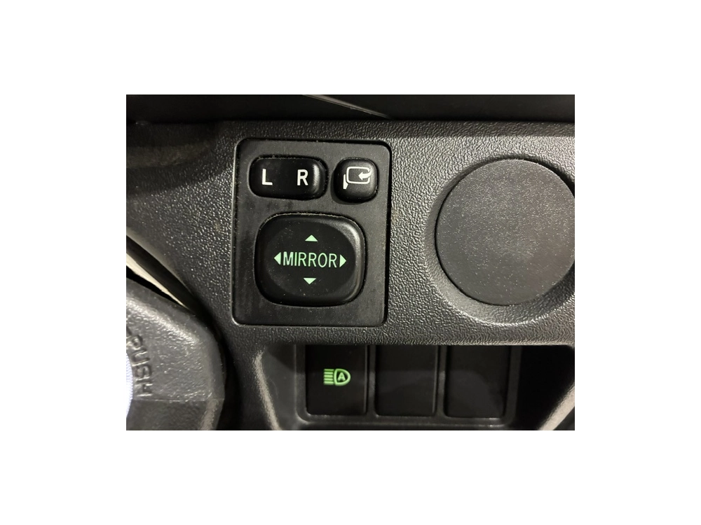 2023 FACELIFT Toyota Hiace =4X4= HIGHROOF 360 Degree Camera / 6 SEATER