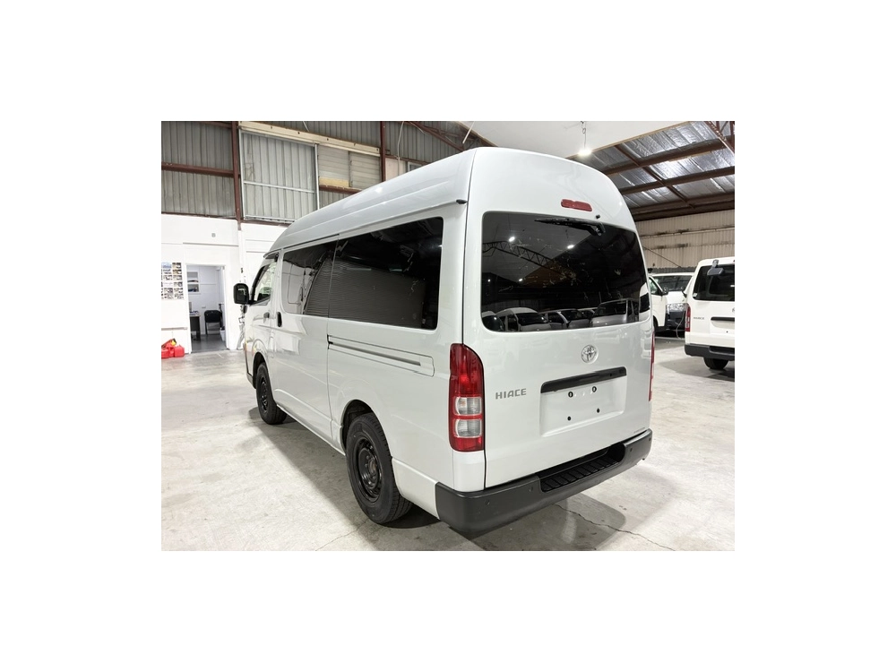 2023 FACELIFT Toyota Hiace =4X4= HIGHROOF 360 Degree Camera / 6 SEATER
