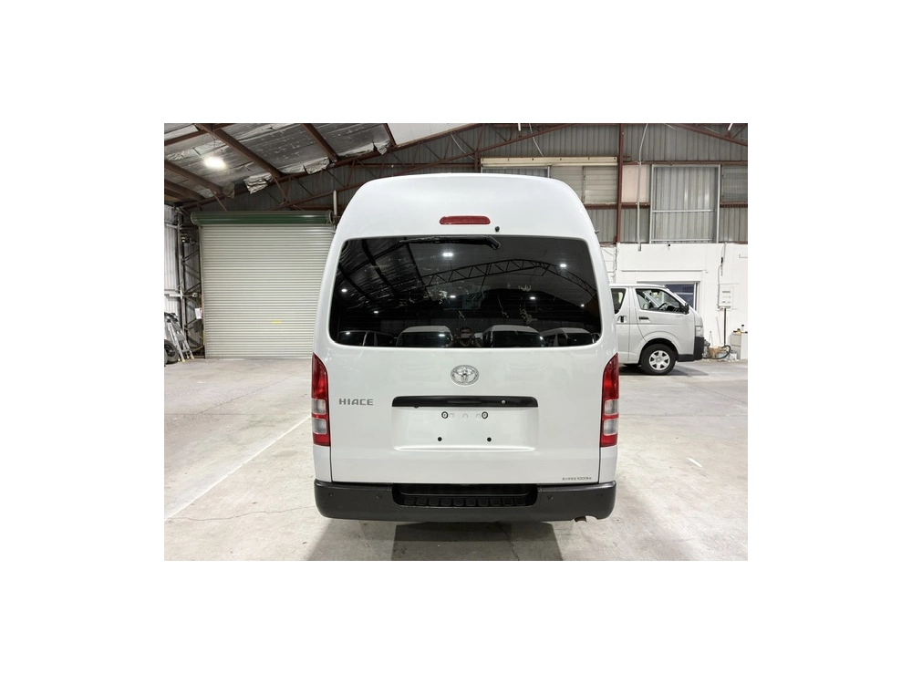 2023 FACELIFT Toyota Hiace =4X4= HIGHROOF 360 Degree Camera / 6 SEATER