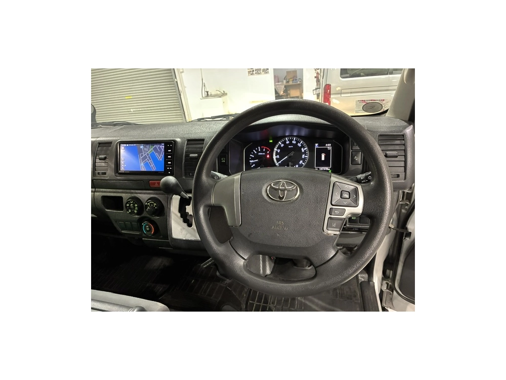 2023 FACELIFT Toyota Hiace =4X4= HIGHROOF 360 Degree Camera / 6 SEATER