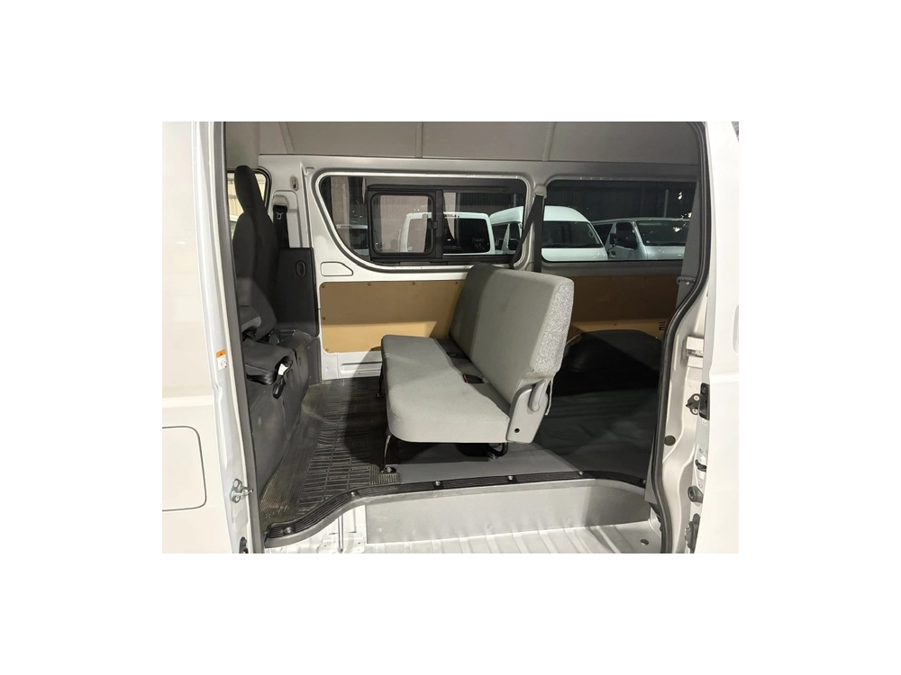 2023 FACELIFT Toyota Hiace =4X4= HIGHROOF 360 Degree Camera / 6 SEATER