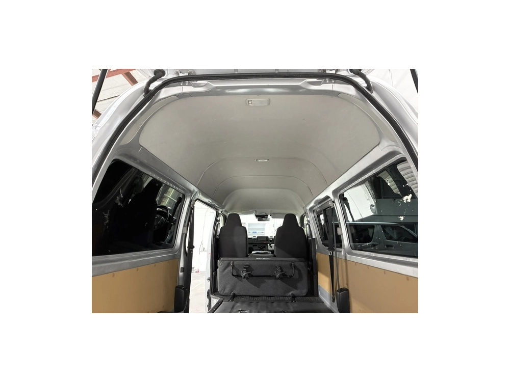2023 FACELIFT Toyota Hiace =4X4= HIGHROOF 360 Degree Camera / 6 SEATER