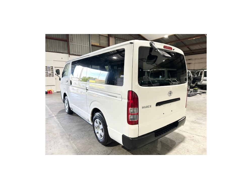 2019 Toyota Hiace 4WD - 6 Seaters - NEW YEAR SALE