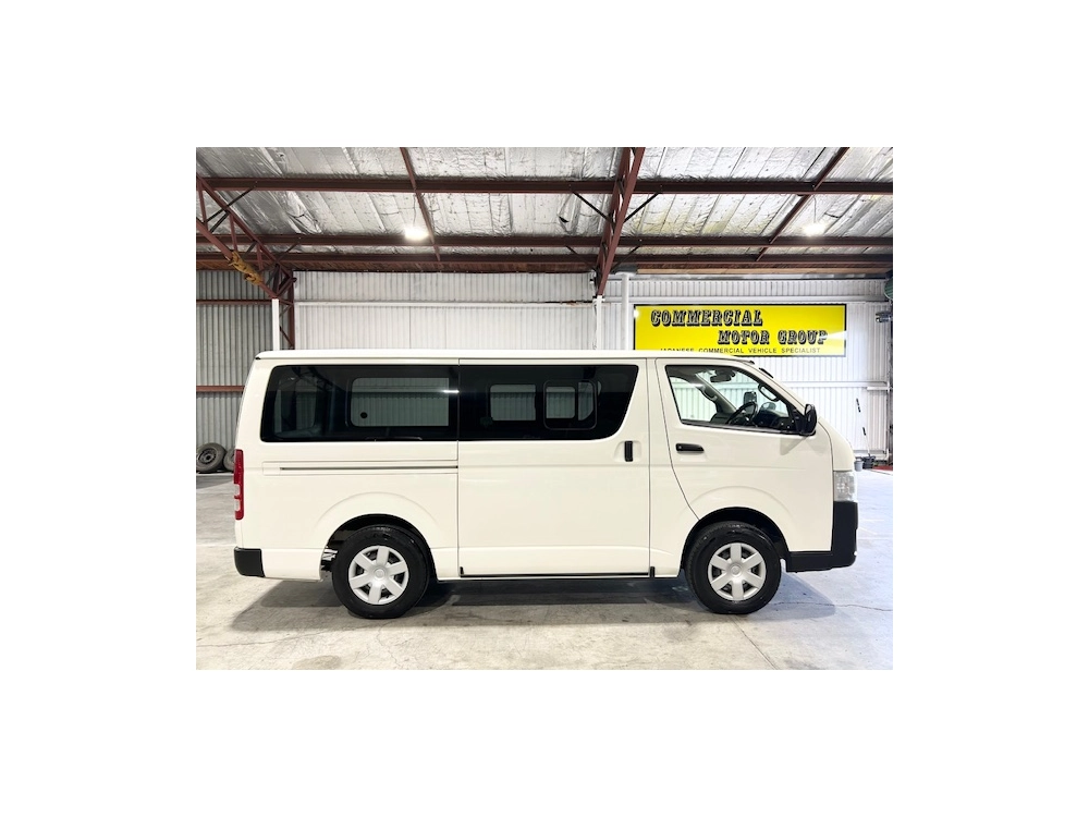 2019 Toyota Hiace 4WD - 6 Seaters - NEW YEAR SALE