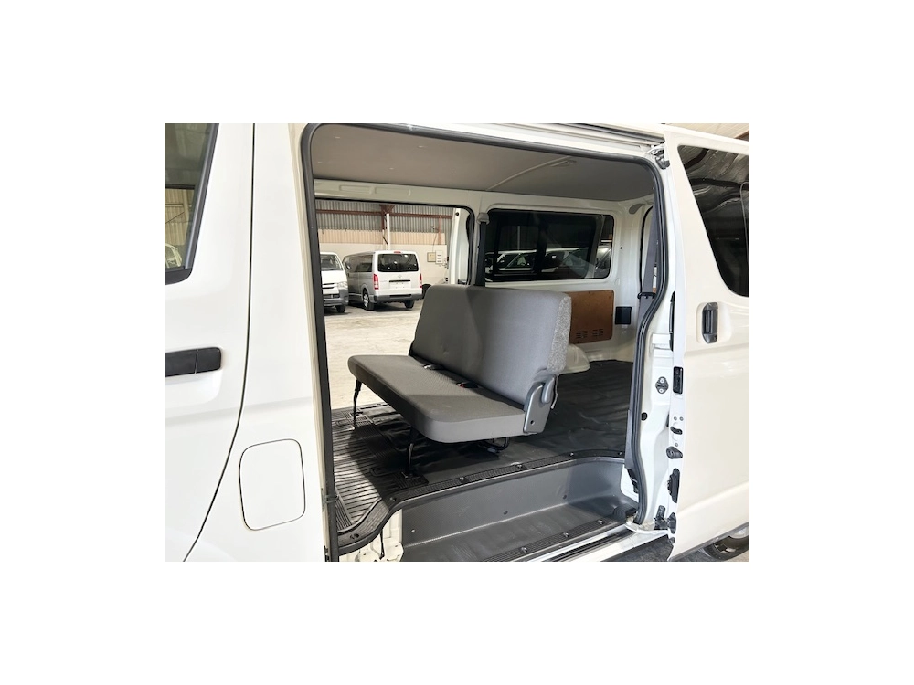 2019 Toyota Hiace 4WD - 6 Seaters - NEW YEAR SALE