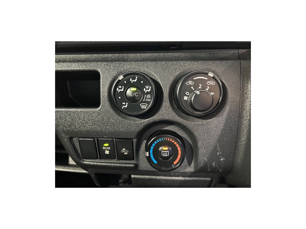 2019 Toyota Hiace 4WD - 6 Seaters - NEW YEAR SALE