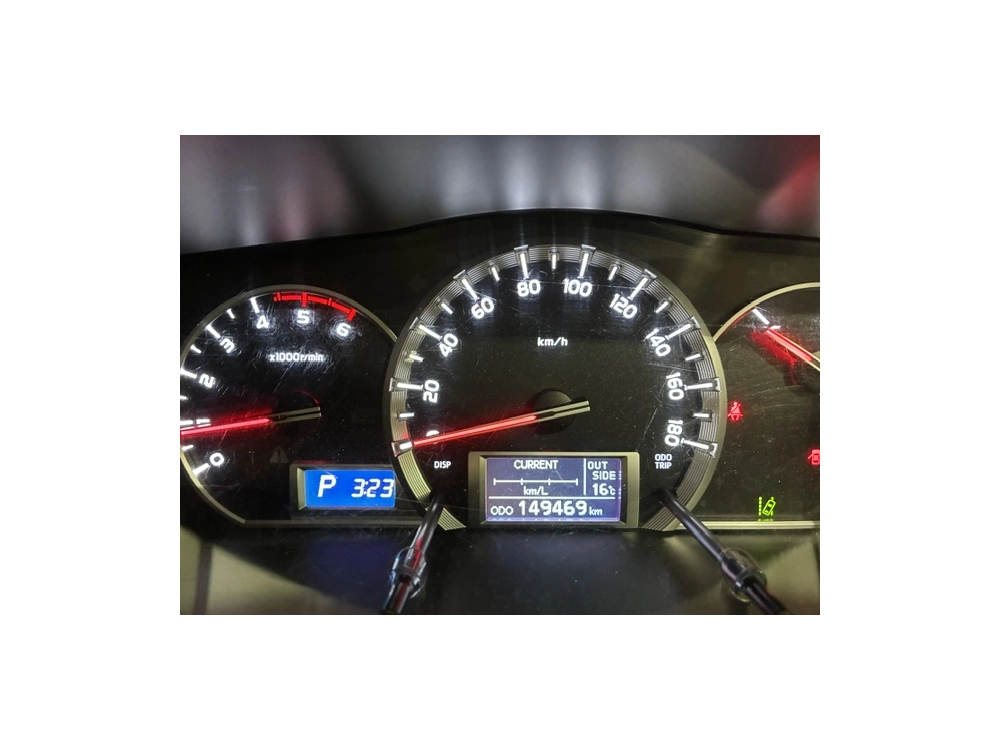 2019 Toyota Hiace =4X4= 6 Seaters ** MID YEAR SUPER SALE**