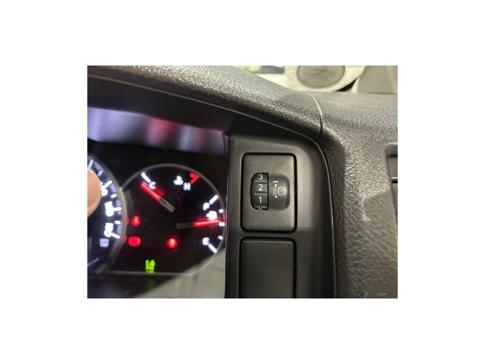 2019 Toyota Hiace =4X4= 6 Seaters ** MID YEAR SUPER SALE**
