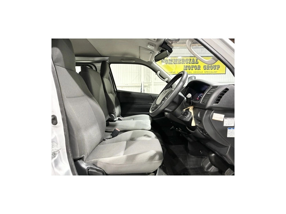 2019 Toyota Hiace =4X4= 6 Seaters ** MID YEAR SUPER SALE**