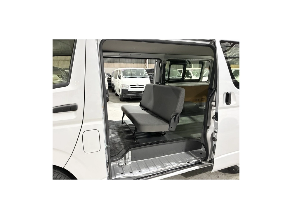 2019 Toyota Hiace =4X4= 6 Seaters ** MID YEAR SUPER SALE**