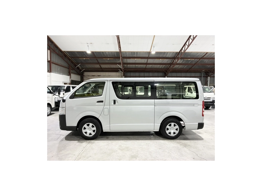 2019 Toyota Hiace =4X4= 6 Seaters ** MID YEAR SUPER SALE**