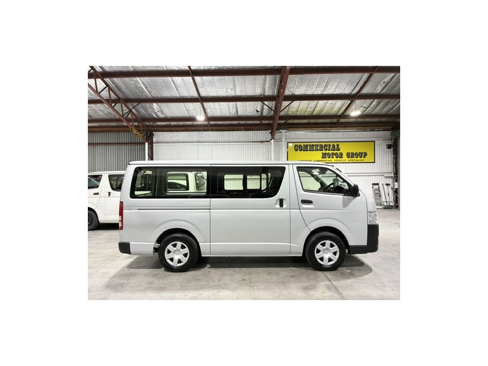 2019 Toyota Hiace =4X4= 6 Seaters ** MID YEAR SUPER SALE**