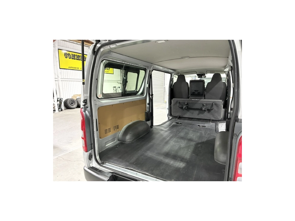 2019 Toyota Hiace =4X4= 6 Seaters ** MID YEAR SUPER SALE**
