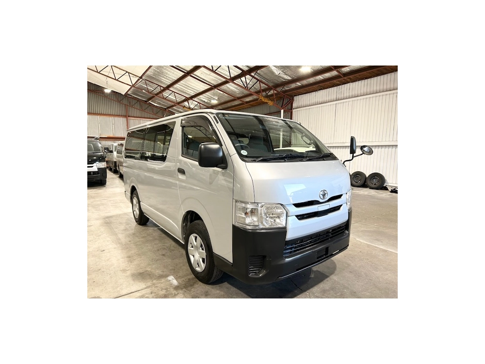 2020 Toyota Hiace *** 4X4 4X4 4X4 *** ===6 Seaters===