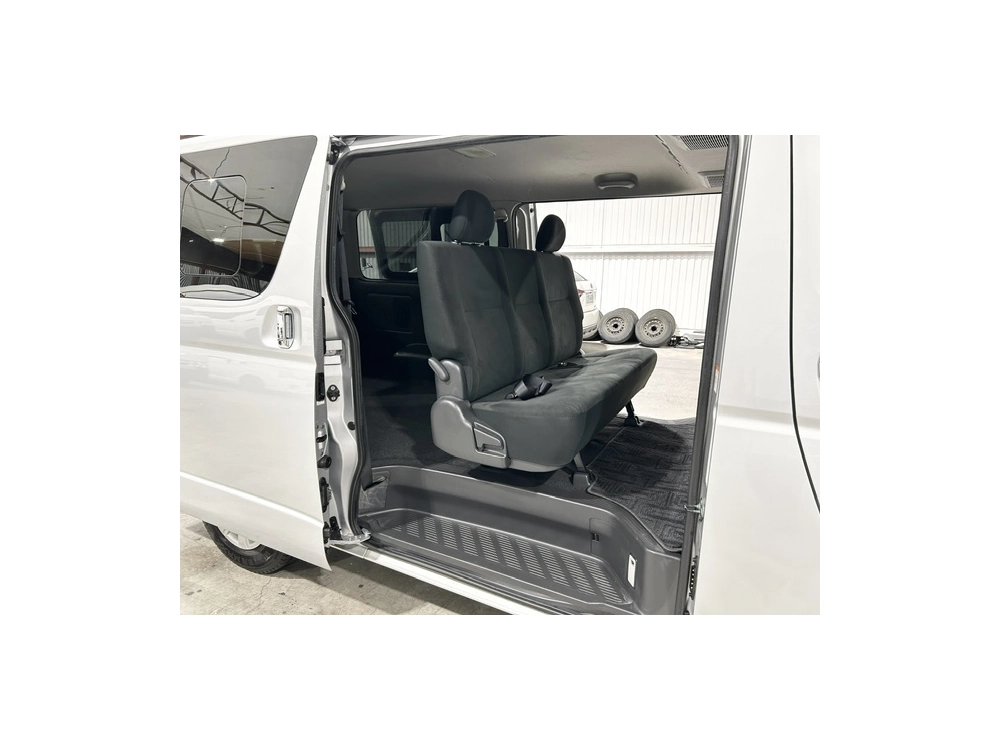 2018 Toyota Hiace **SUPER GL** 4X4 ** EOFY BIGGEST SALE NOW -- OFFER END 26/06*