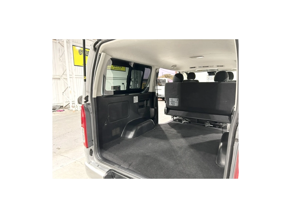2018 Toyota Hiace **SUPER GL** 4X4 ** EOFY BIGGEST SALE NOW -- OFFER END 26/06*