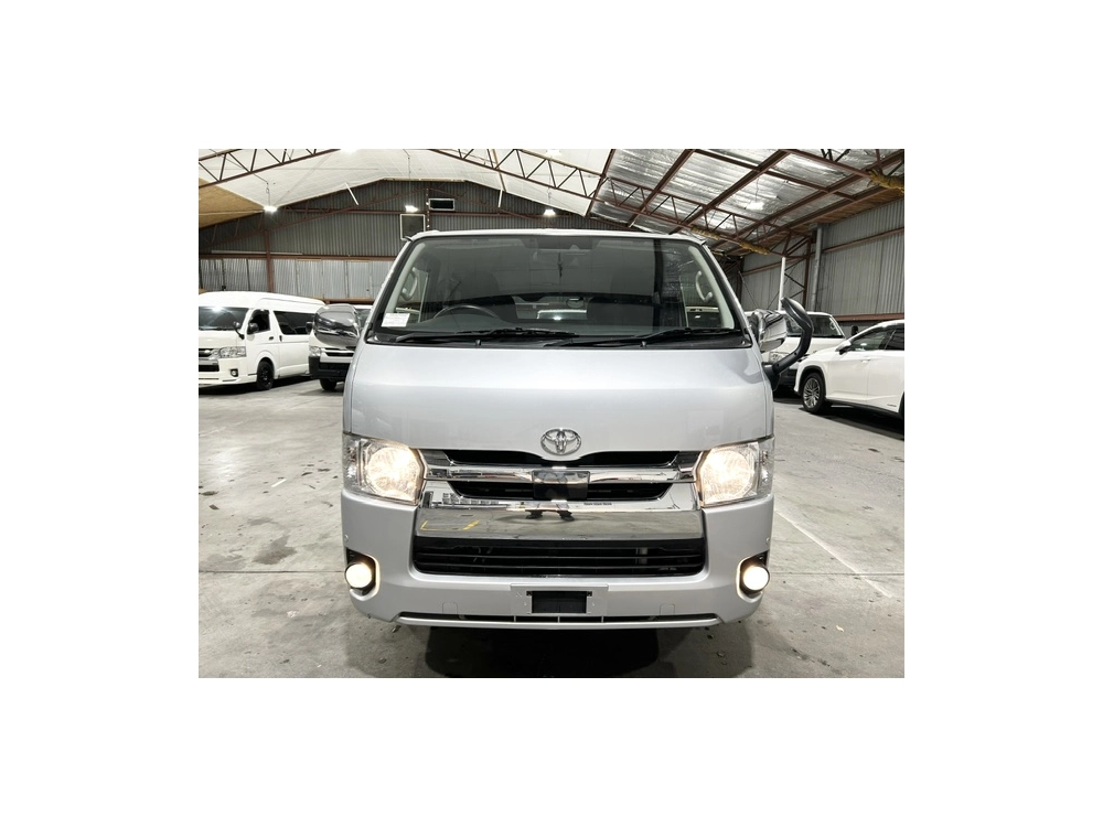 2018 Toyota Hiace **SUPER GL** 4X4 ** EOFY BIGGEST SALE NOW -- OFFER END 26/06*