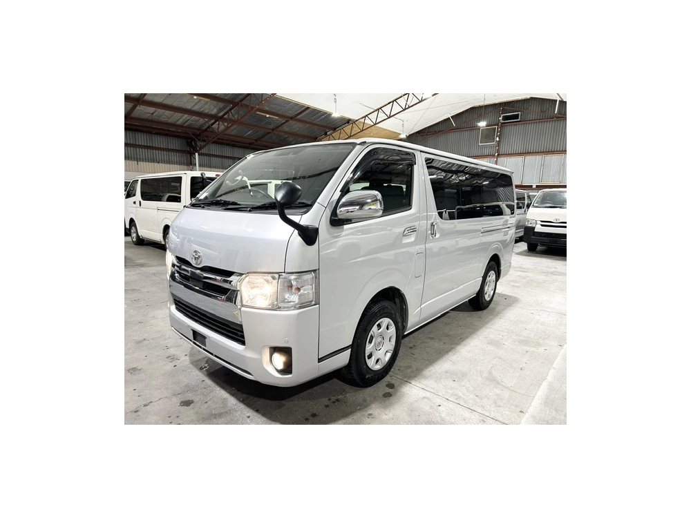 2018 Toyota Hiace **SUPER GL** 4X4 ** EOFY BIGGEST SALE NOW -- OFFER END 26/06*