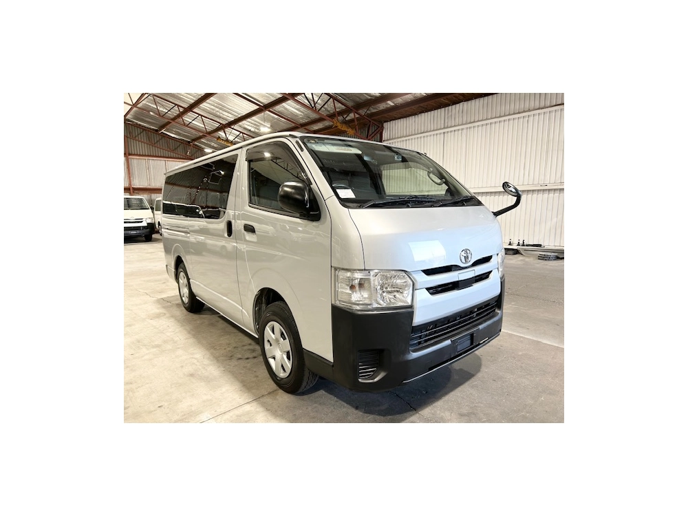 2019 Toyota Hiace =4X4= 6 Seaters - Dual Airbags ** BIG SALE _ OFFER END 14/05 **