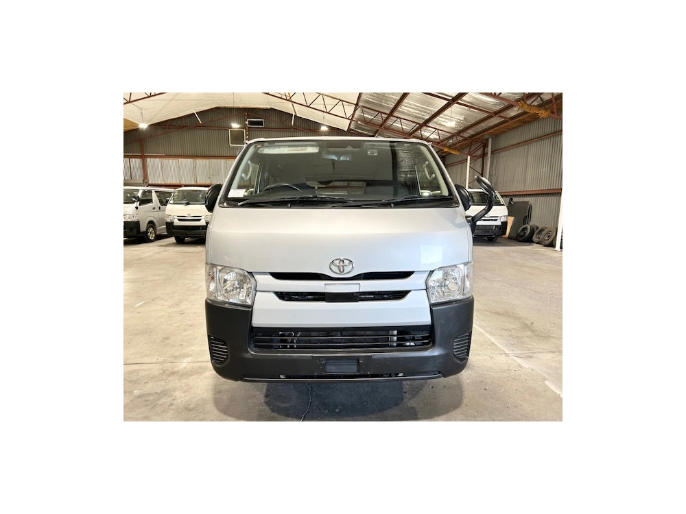 2019 Toyota Hiace =4X4= 6 Seaters - Dual Airbags