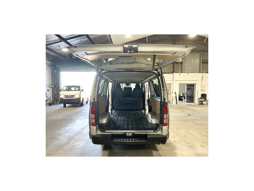 2020 Toyota Hiace 4WD / 6 Seater - NEW YEAR SALE -