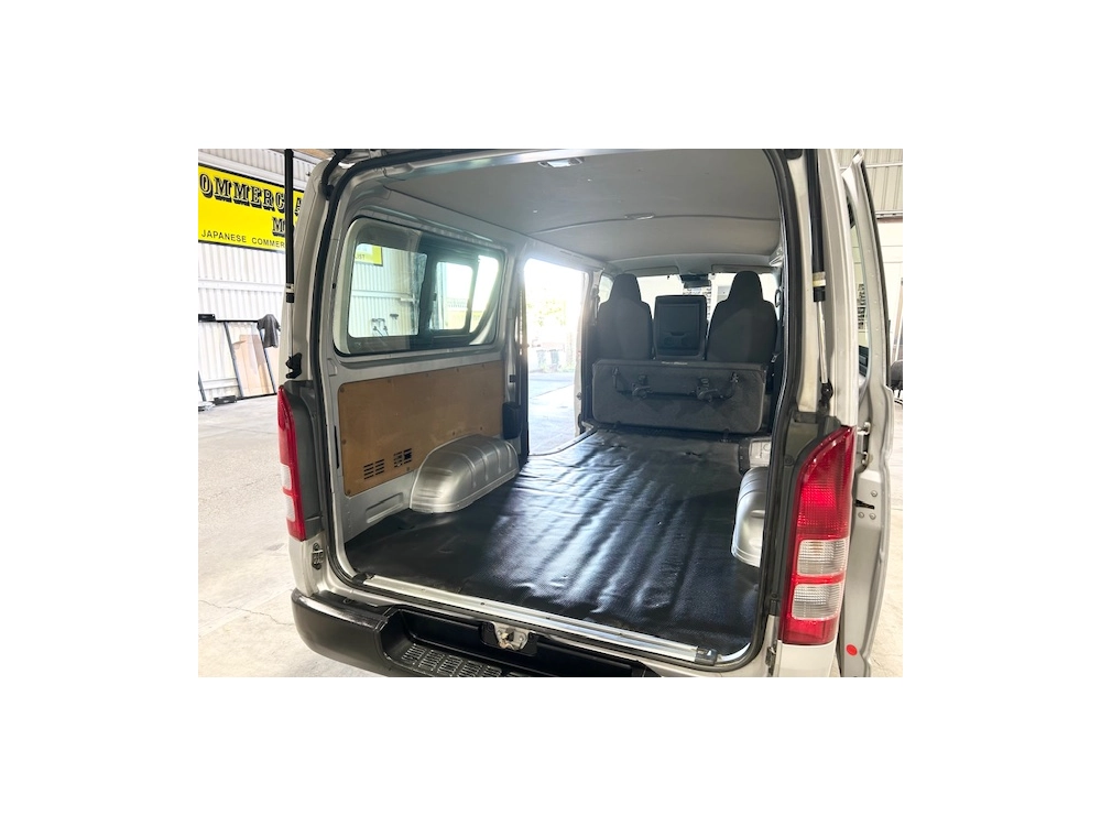 2020 Toyota Hiace 4WD / 6 Seater - NEW YEAR SALE -