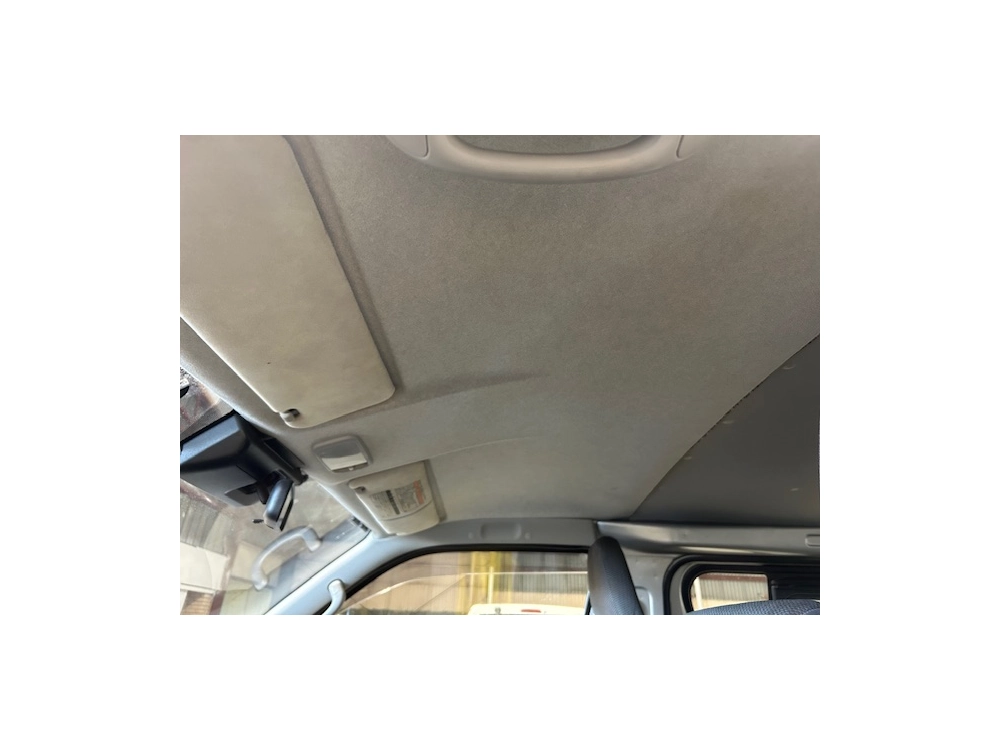 2020 Toyota Hiace 4WD / 6 Seater - NEW YEAR SALE -