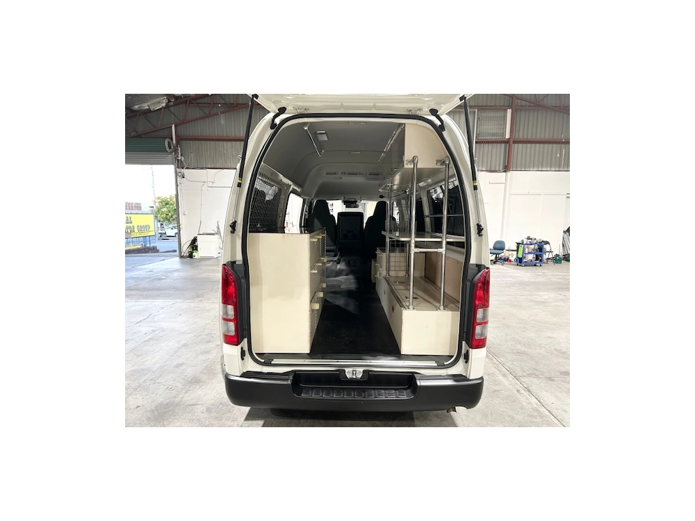2019 Toyota Hiace **$4000 REDUCED** SHELF & STORAGE Installed -- SUPER LOW 15km --