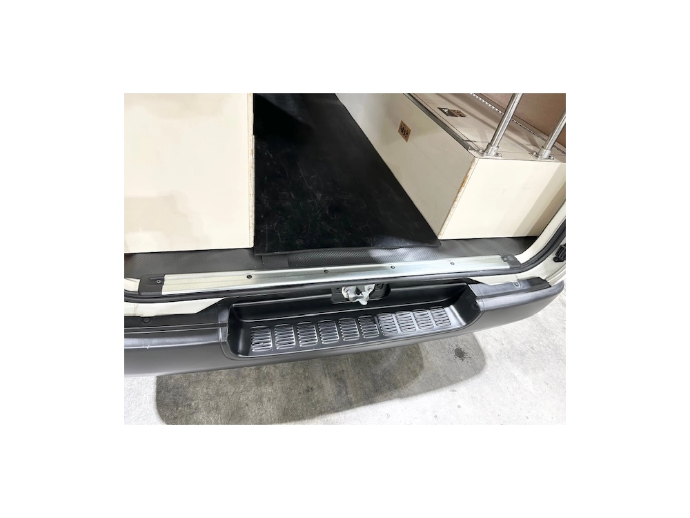 2019 Toyota Hiace **$4000 REDUCED** SHELF & STORAGE Installed -- SUPER LOW 15km --
