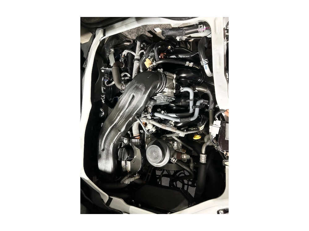 2019 Toyota Hiace **$4000 REDUCED** SHELF & STORAGE Installed -- SUPER LOW 15km --