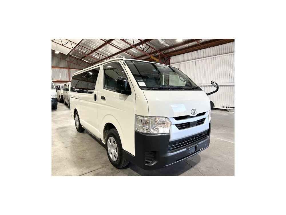 2020 Toyota Hiace FULL OPTION =4X4=