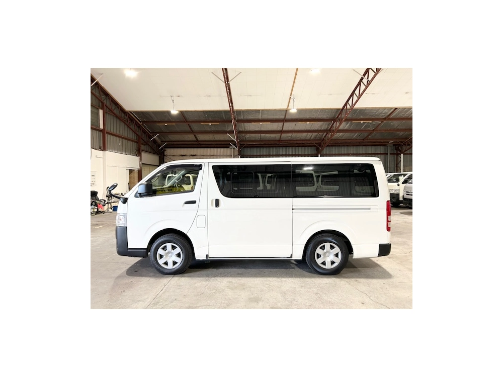 2020 Toyota Hiace FULL OPTION =4X4= 